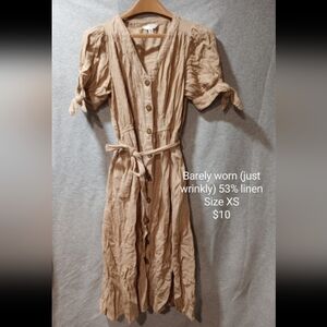 Time and Tru Tan Linen Long Sleeve Dress